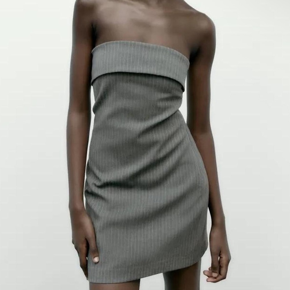 Elegant Gray Strapless Dress